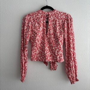 NWT Abercrombie & Fitch Long Sleeve Open Tie-Back Floral Red/White Top